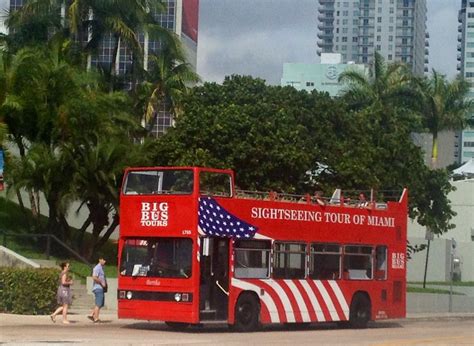 red bus miami